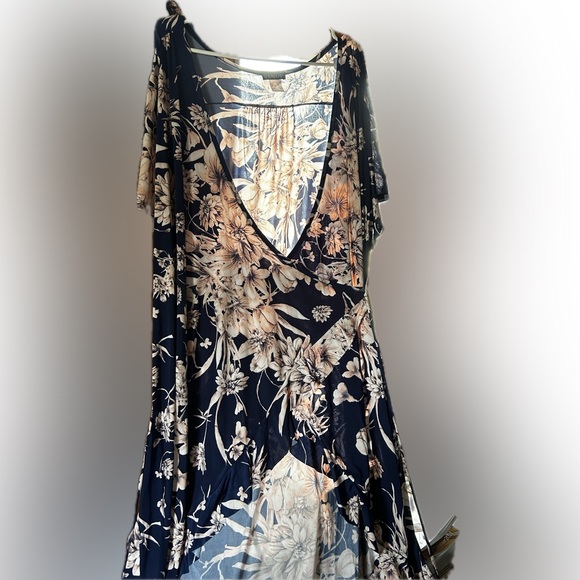 Venus Floral Print Wrap Dress - Picture 3 of 4